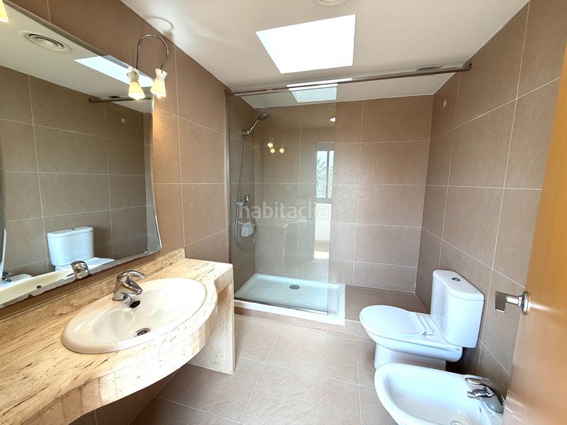 Foto 9d5fb5f8-1bd0-4133-8b64-8e2f461a6443. Casa aparellada amb calefacció aparcament piscina a Cambrils