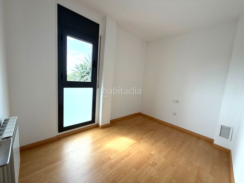 Foto ae1595b7-8784-4e82-a9d7-77789aa398d2. Casa aparellada amb calefacció aparcament piscina a Cambrils