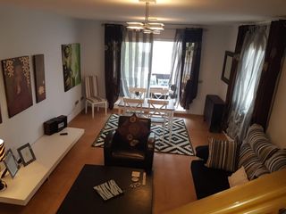 Reihenhaus in Platja de Mont-roig. Chalet con piscina comunitaria