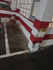 Aparcament cotxe a de Pin i Soler 36