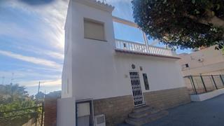 Chalet  Augusta. Terreno zona  via augusta, con dos edificicaciones
