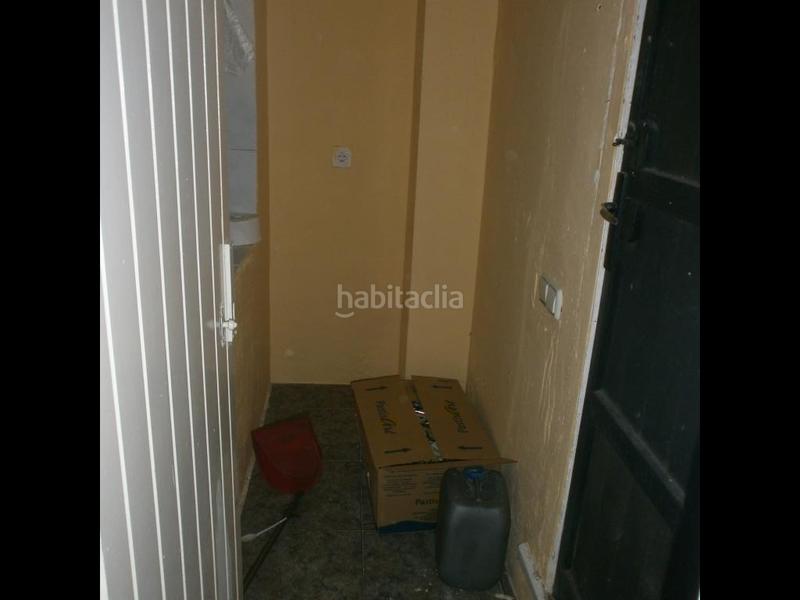 Foto 472e2b5f-c47a-46e5-a5d8-f31afa0bb8a6. Local comercial a Nou Eixample Sud Tarragona