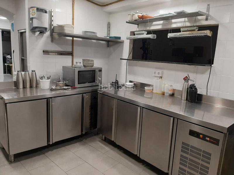 Foto 7f776ed6-807d-467c-9c03-69ede8ba8c25. Traspaso local comercial 63.500 de traspaso.... restaurante tipico del casc antic en Tarragona