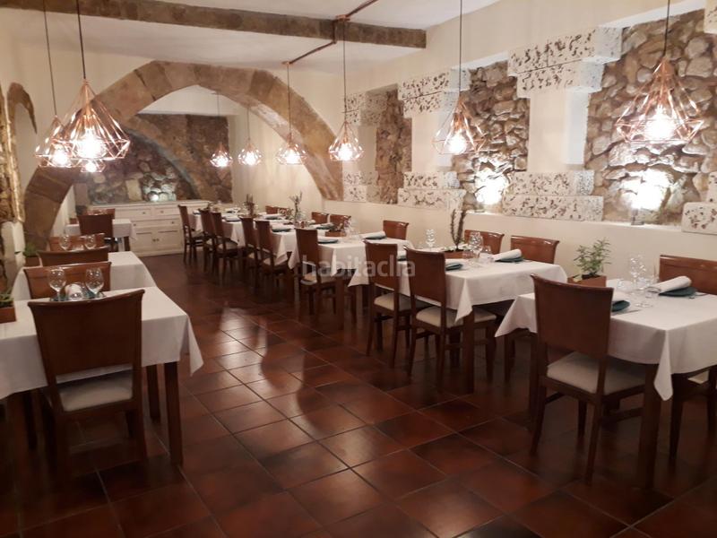 Foto ca96d640-463e-4d8f-8b2b-5d82e7c7ae6d. Traspaso local comercial 63.500 de traspaso.... restaurante tipico del casc antic en Tarragona