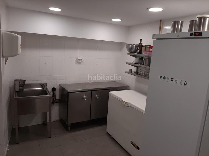 Foto e0c0c6fc-ba50-4849-b520-0439dffe3c9f. Traspaso local comercial 63.500 de traspaso.... restaurante tipico del casc antic en Tarragona