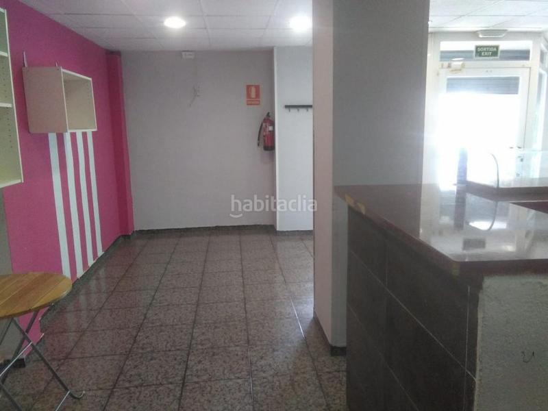 Foto f2330d6e-cd28-49bb-9400-60db0142bf9f. Local comercial a Nou Eixample Sud Tarragona