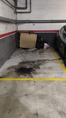Miete Autoparkplatz in Nou Eixample Nord. Pk en alquiler economico