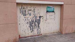Lloguer Local Comercial a De gandesa 13. Local con muchas posibilidades
