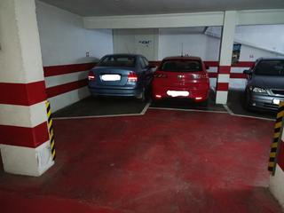 Location Parking voiture à De pin i soler 36. Parking  zona pin i soler, para coche pequeño