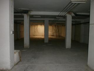 Local Comercial  Catalunya. Localalmacen en sotano  avenida catalunya