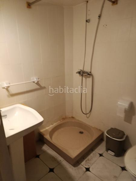 Foto 6bbaabd7-c332-46b3-8c34-e68f07fa02d7. Alquiler local comercial local amplio con 2 entradas en Tarragona