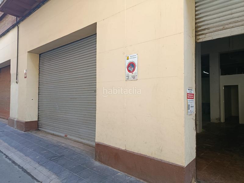 Foto 7dd427a4-7ff8-4276-9dbc-299b9bdab725. Alquiler local comercial local amplio con 2 entradas en Tarragona