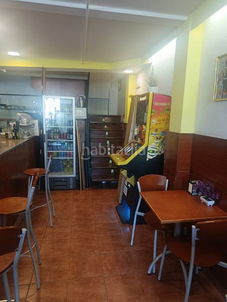 Foto b567c376-503e-494f-8ad3-1c6336664e2e. Traspàs local comercial a Nou Eixample Nord Tarragona