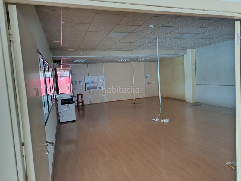 Foto e8c87ff8-1b95-403b-8f9c-e6d718bcf57c. Alquiler nave industrial nave impecable poligono les mates en Vendrell (El)