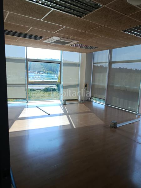 Foto 58ccfee3-1dc6-4ba0-94a1-3a4dc5d916f4. Rent industrial building in Centre Vendrell (El)