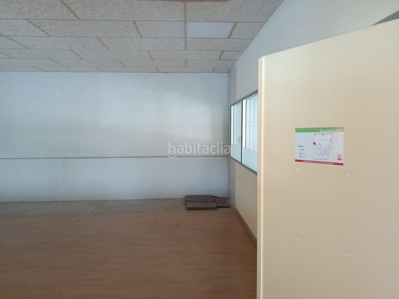 Foto 6f582618-a800-4a72-9b1f-bb1761905d01. Rent industrial building in Centre Vendrell (El)
