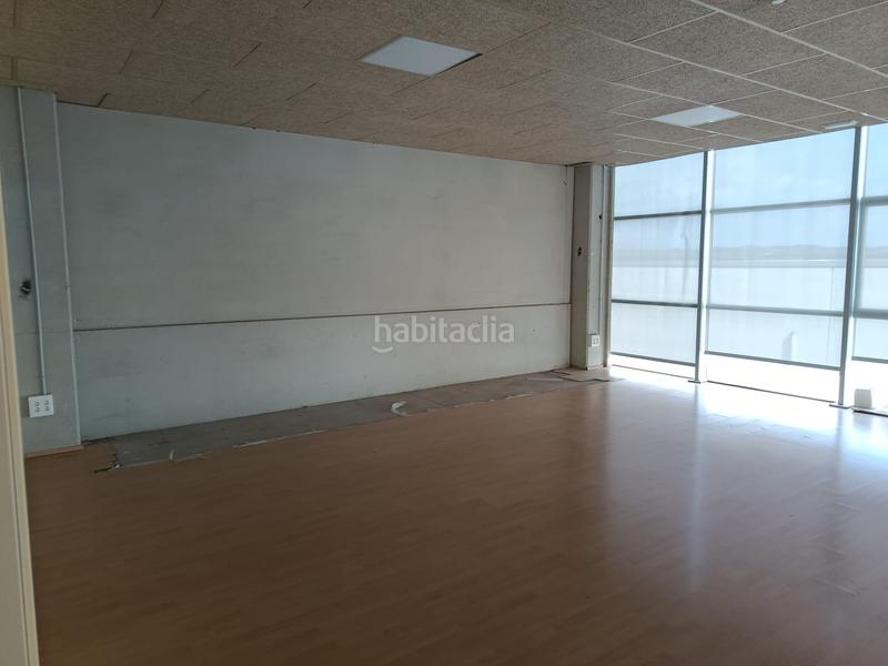 Foto 89408a23-fc03-4346-b62d-72e4dd96514a. Rent industrial building in Centre Vendrell (El)
