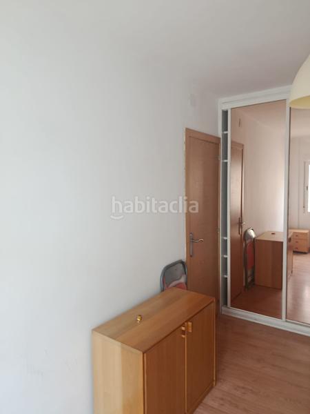 Foto 40937e81-e398-41d4-8431-1b240a77a521. Piso  solo para estudiantes. profesores, en Eixample Tarragona