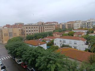 Pis a Eixample. Piso solo para estudiantes. profesores,