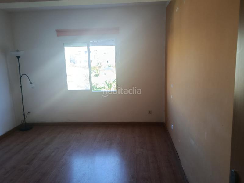 Foto 55f5819d-2fc5-4bea-9583-9f3bc2f0d118. Piso  solo para estudiantes. profesores, en Eixample Tarragona