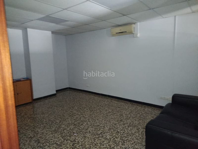 Foto dfff8e48-c07c-4da4-bf59-71cff2e75e0a. Oficina amb aparcament a Nou Eixample Nord Tarragona