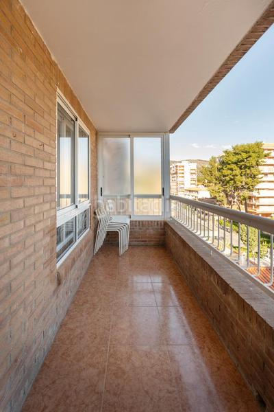 Foto b65aacd6-e8b9-4d95-badb-1e77ae390d7c. Location appartement avec parking piscine dans Voramar Benicasim / Benicàssim