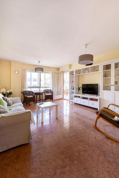 Foto 4811815c-0153-4647-94a6-0c9c7269bb15. Rent apartment with parking pool in Voramar Benicasim / Benicàssim