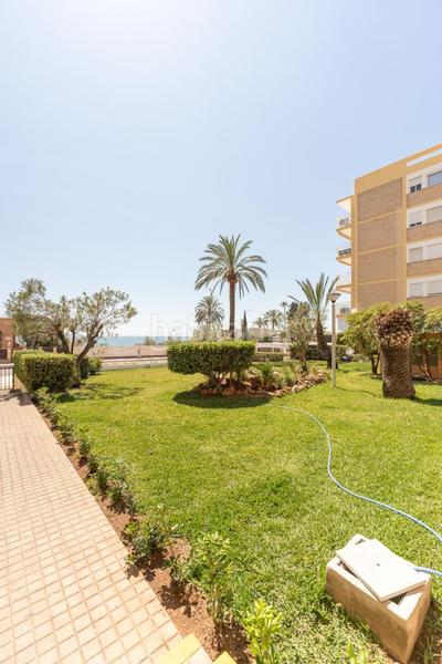 Foto 6db619a2-123d-4600-b15d-ee48df08ef92. Alquiler piso espectacular apartamento a primera linea en eurosol en Benicasim / Benicàssim