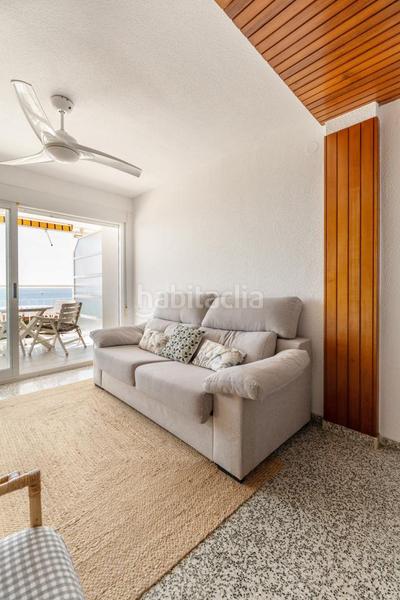 Foto ac779b48-7d8e-45f5-80ac-2c7f11bbebef. Alquiler piso espectacular apartamento a primera linea en eurosol en Benicasim / Benicàssim