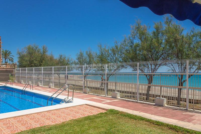 Foto f0a246e2-71b3-405c-839c-c73e03395441. Alquiler piso espectacular apartamento a primera linea en eurosol en Benicasim / Benicàssim