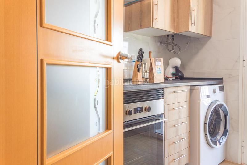 Foto 7d069d17-f152-4d86-b8e3-8d86ea4ed69f. Alquiler apartamento estupendo apartamento con terraza y vistas al mar en Benicasim / Benicàssim