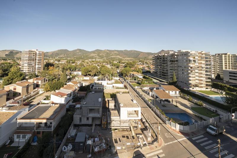 Foto ef3c2992-be86-42cf-9444-d311e3907cd2. Lloguer pis amb aparcament a Heliópolis Benicasim / Benicàssim