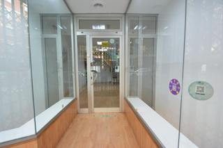 Local commercial  Calle irlanda. Local de dos plantas en la calle irlanda