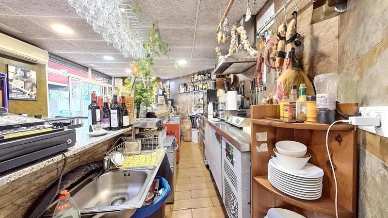 Foto 65343c55-7264-4ff9-b9d7-f28a1d542d40. Trapasso locale commerciale in calle mosén jacint verdaguer 13 in Santa Coloma de Gramenet