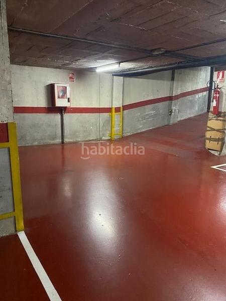 Foto 02c8ec2f-5af5-45a0-8776-50e1597bdaf9. Aparcament cotxe a avenida de la generalitat 26 a Santa Coloma de Gramenet