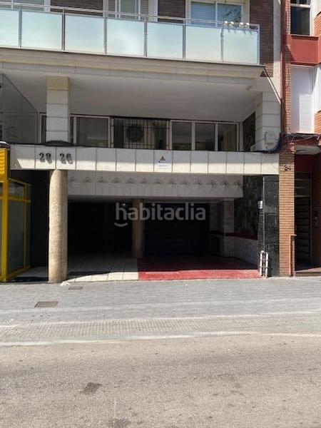 Foto 78edf61e-2b7c-40b8-95cf-90f09c35d010. Aparcament cotxe a avenida de la generalitat 26 a Santa Coloma de Gramenet