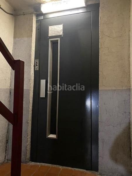 Foto cd7c0643-1797-4ee5-885e-4277d26d41a8. Aparcament cotxe a avenida de la generalitat 26 a Santa Coloma de Gramenet