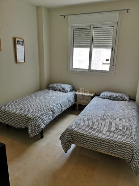 Foto 9f9774f2-df8b-4bfc-bc33-4d16e358bf04. Rent flat with pool in El Rinconcillo Algeciras