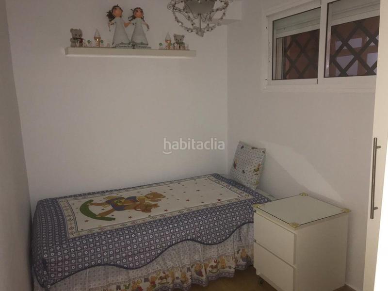 Foto 830e3dd5-d78c-4cae-9f1f-79467d5d16d7. Rent apartment with pool in San García Algeciras