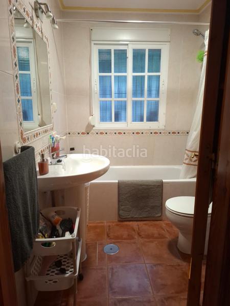 Foto d41b3dba-e986-4e97-a069-66f3bc385f8e. Alquiler casa en San García Algeciras