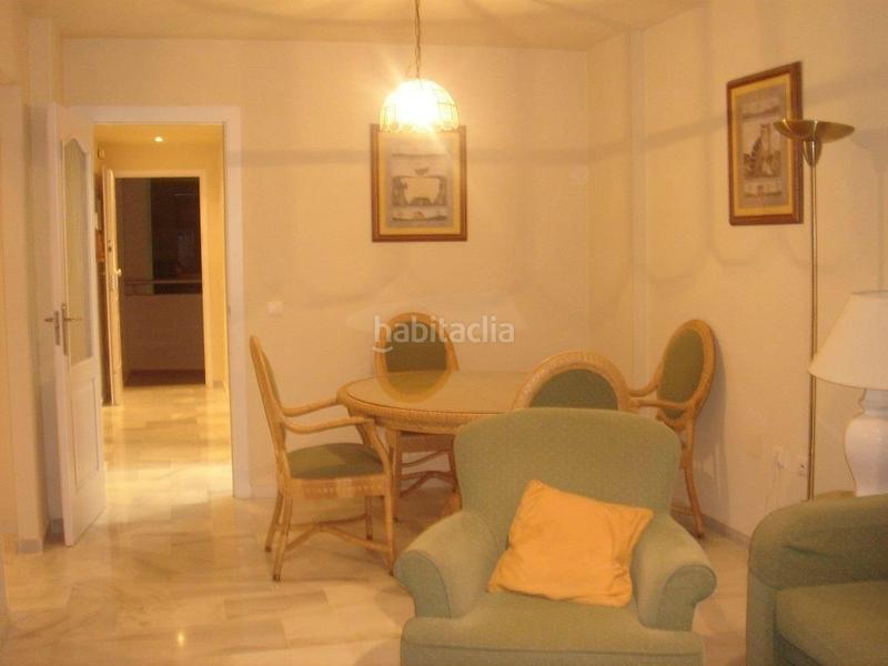 Foto 2c7edcda-3939-4b50-b91d-9137d6ec8e91. Rent flat with pool in Bajadilla - Fuente Nueva Algeciras