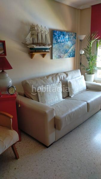 Foto 0d2c604f-6566-4fd2-bc1b-29265f61bef8. Rent apartment with pool in San García Algeciras