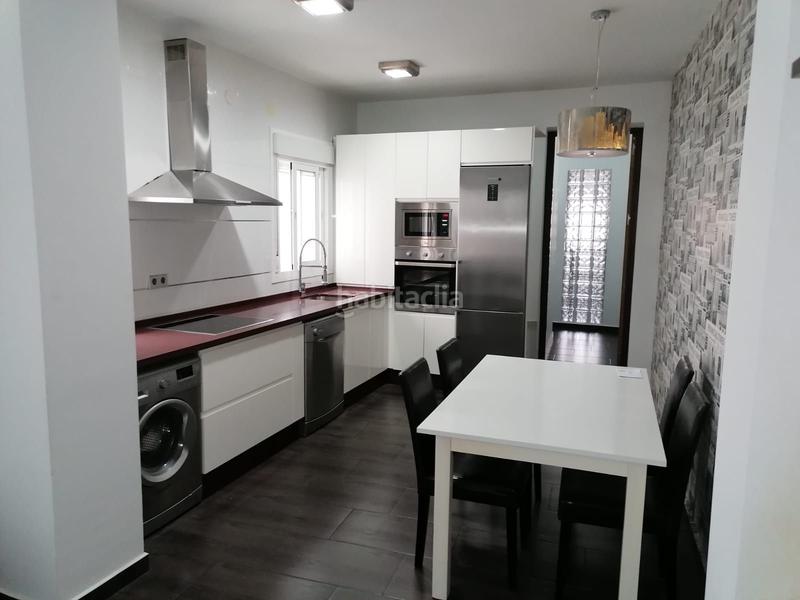 Foto c093ed6e-7e17-4553-8016-6d05fdd6aa28. Location appartement dans Casco Antiguo Algeciras