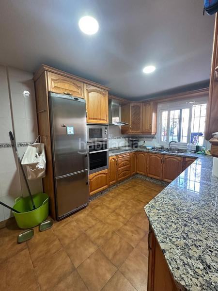 Foto 6831df33-9fe2-4fd0-a8aa-1da4f934a361. Rent semi detached house in El Rinconcillo Algeciras