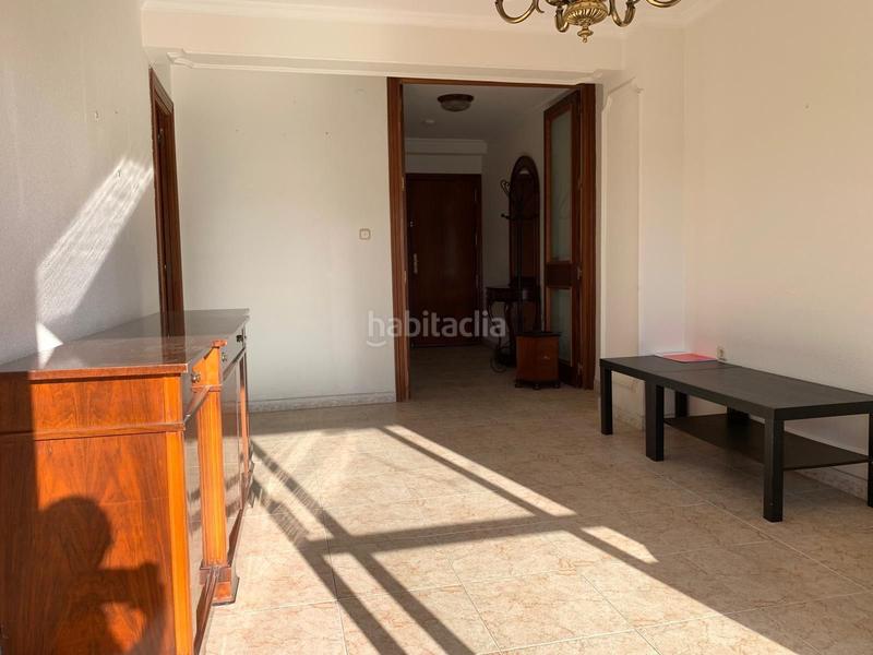 Foto c122084b-3760-4272-9ade-ae04a1d69149. Flat in Casco Antiguo Algeciras