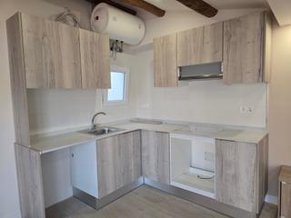 Dachwohnung  Carrer casajuana. Atico recien reformado con preciosa terraza soleada