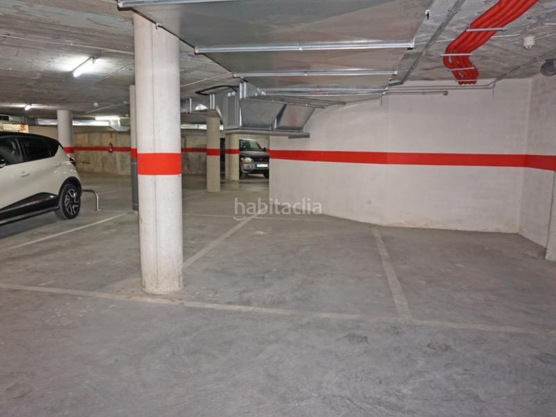 Foto b966a254-7145-4b3b-85aa-51167057991a. Posto auto in calle sibil.la de fortia 8 in Riells Escala (L´)
