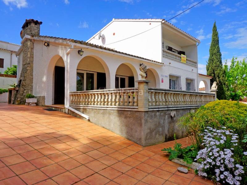 Foto b82a343a-e49a-4c42-9d00-51af934692ea. House with parking in Port - La Clota - Puig Sec Escala (L´)