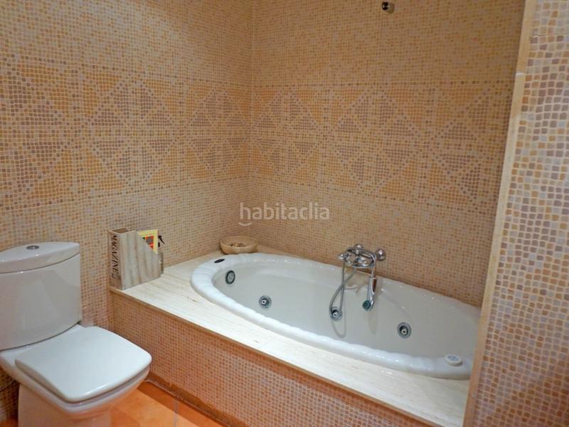 Foto 9fe5adb7-e1bd-4d80-ab38-b894ba3611b6. Edifici a Nucli Antic Escala (L´)