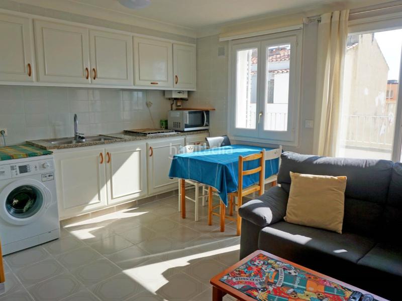 Foto a5d933f8-5d2a-46bb-a204-9b5aa743fd0b. Edifici a Nucli Antic Escala (L´)